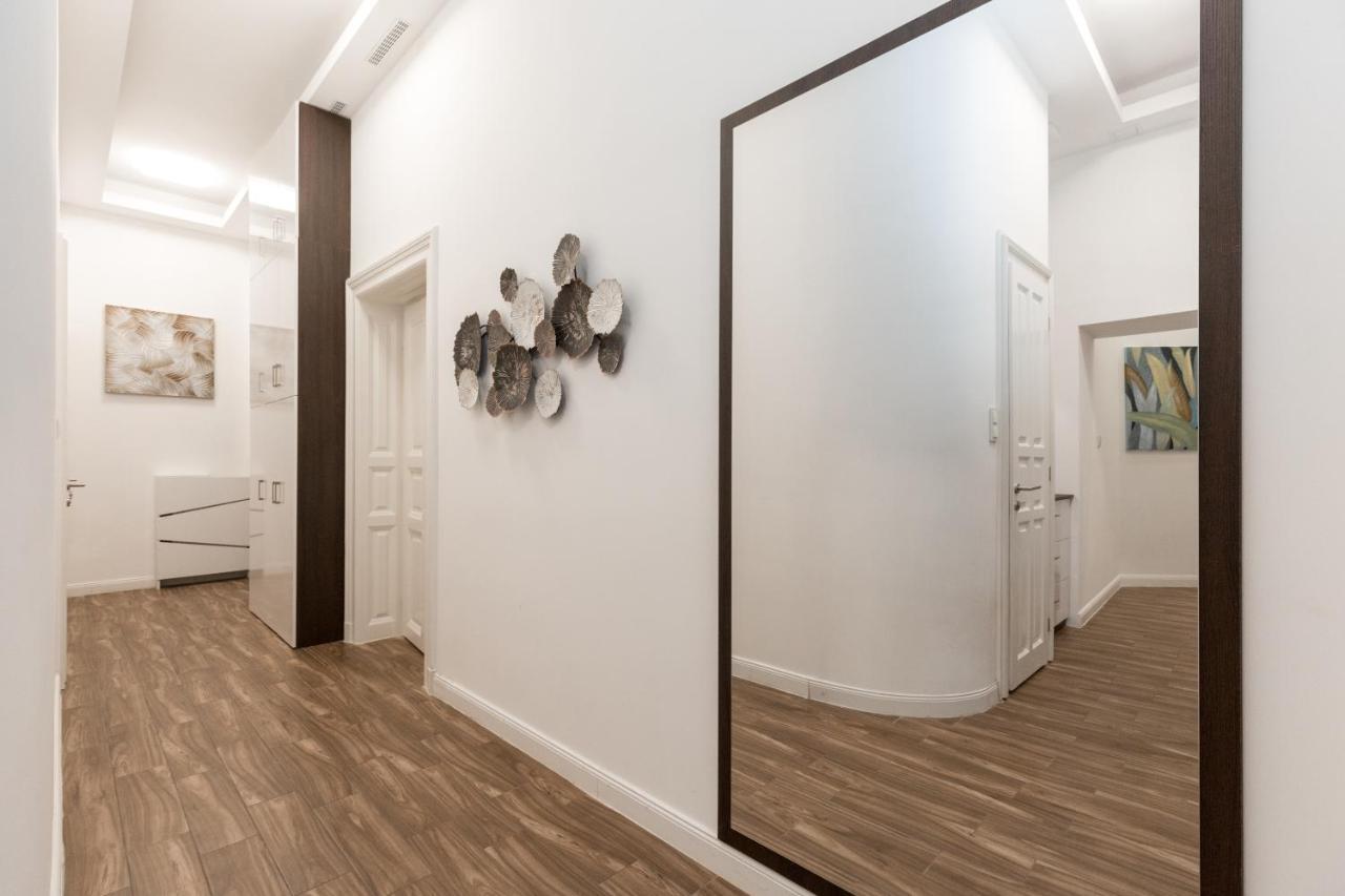 City Center Grand Luxury W 2Br/2Bt Budapest Exterior photo