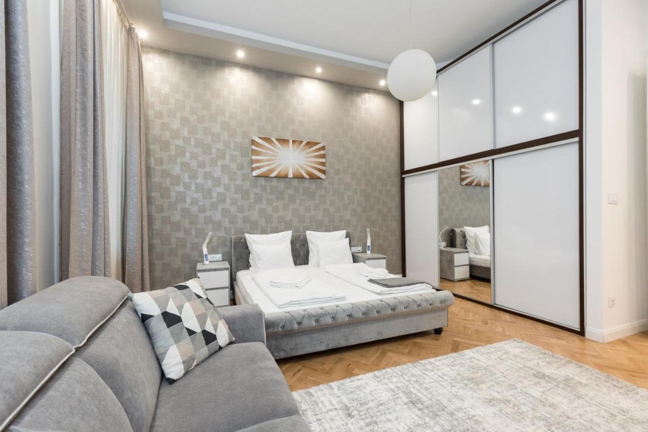 City Center Grand Luxury W 2Br/2Bt Budapest Exterior photo